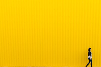 كرة التنس بالانجليزيدليل شامل للمبتدئين والمحترفين